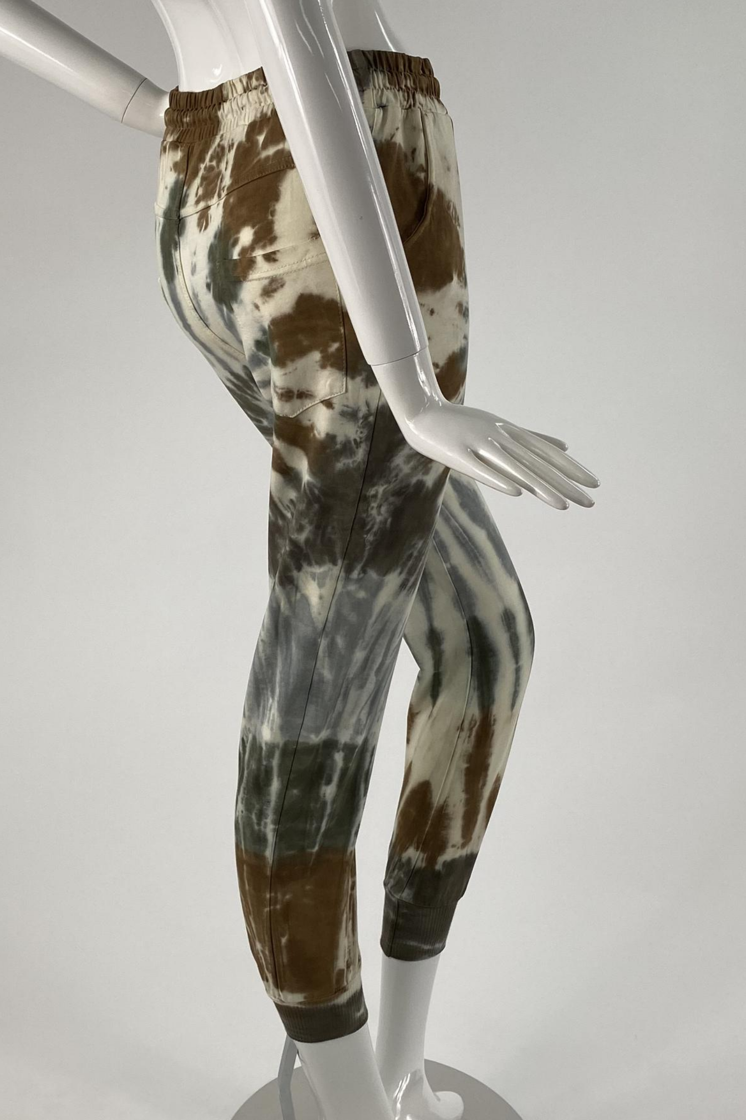 Download Women's Heather Cuffed Joggers - Front View